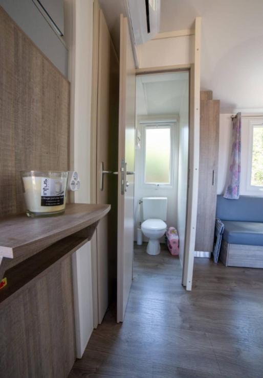 Casita - Mobil Home - Camping - Mobilhome De Particulier Dans Un Camping Ла-Гард-Френе Экстерьер фото